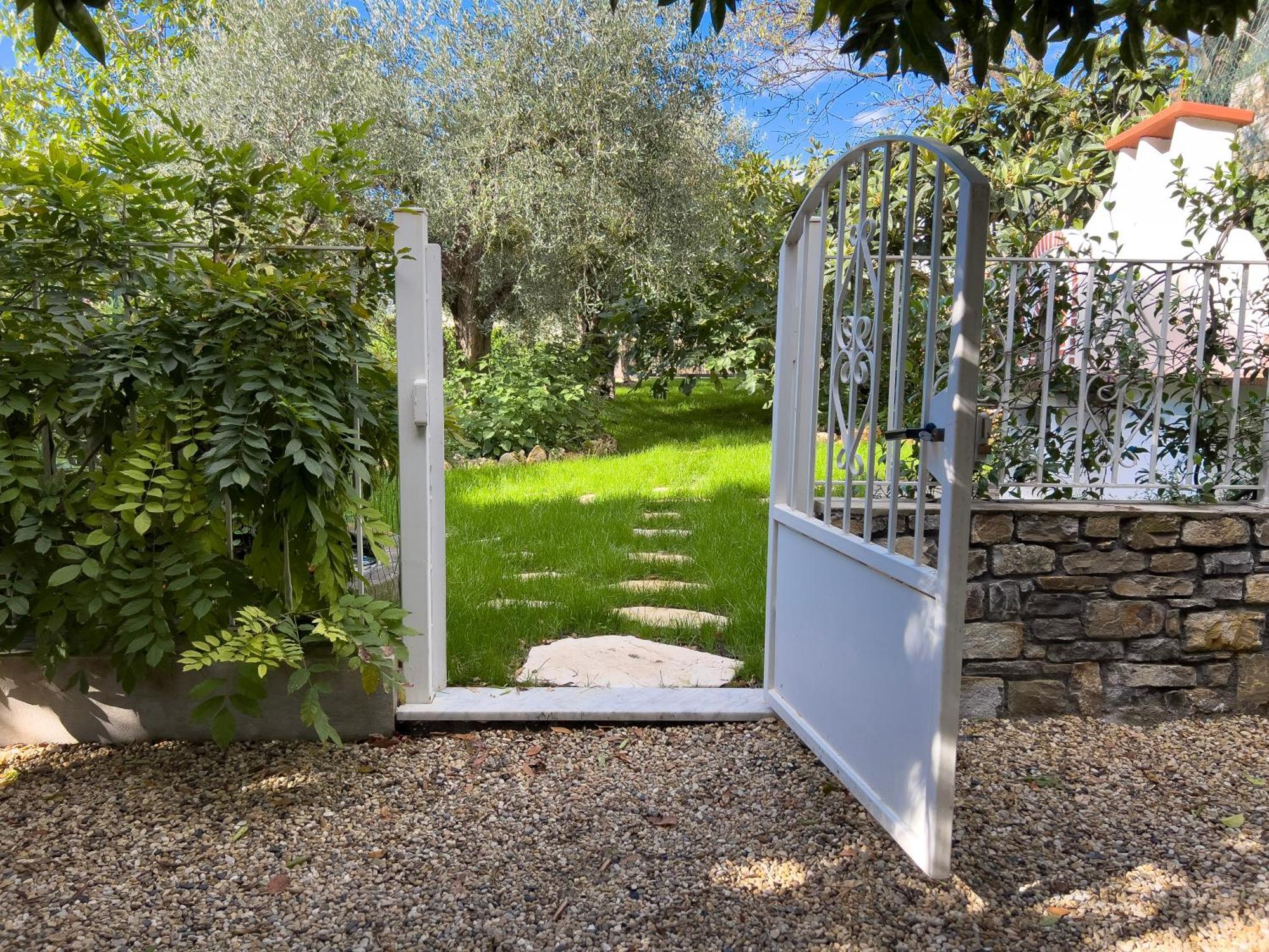 Villa La Rodina Diano Marina Dış mekan fotoğraf